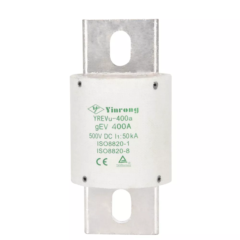 ما هي ميزات السلامة الأساسية لمصهر شاحن السيارات الكهربائية والهجينة الكهربائية؟